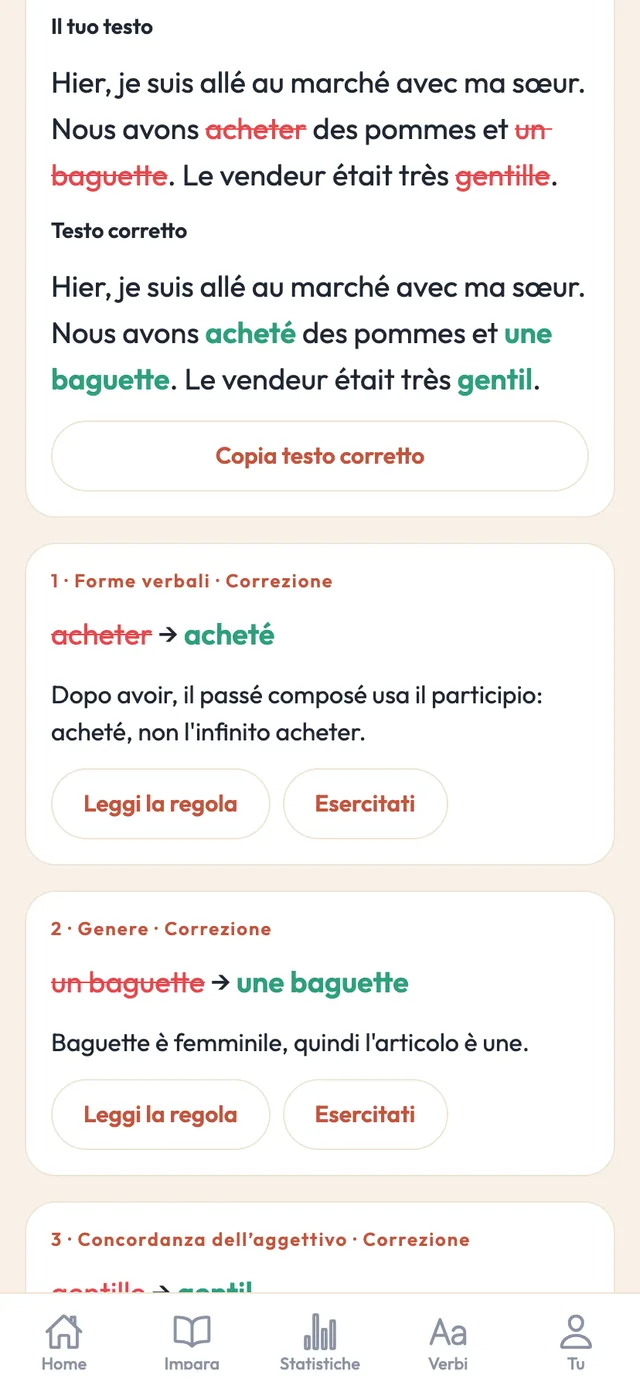 La correzione testi nell’app Practice French: il testo dello studente sopra la versione corretta, con ogni modifica evidenziata e spiegata.